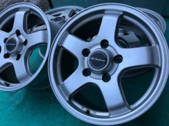 Manaray Sport Off Performer. 8.0x18", 5x150, ET50 ����