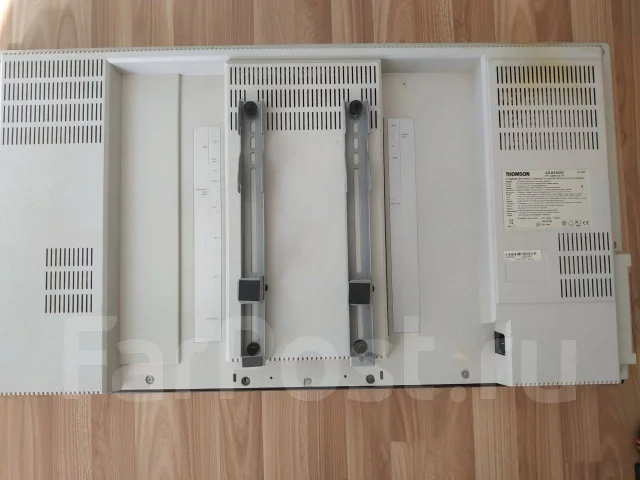 Thomson. LCD (��) ����