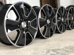 Khomen Wheels. 6.5x16", 5x114.3, ET50, �� 66,1���. ����