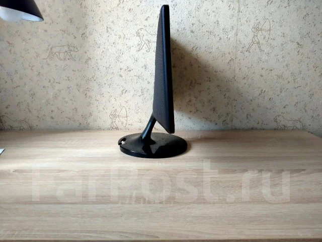 Samsung. 18.5" ����