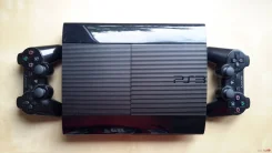 Sony PlayStation 3 Super Slim ����