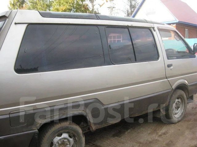 Nissan Vanette Largo ����