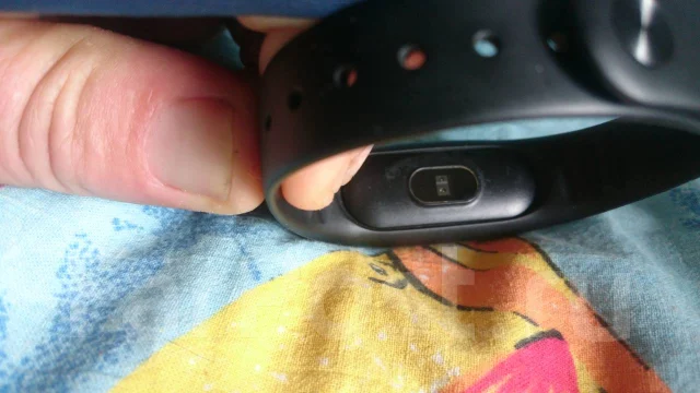Xiaomi Mi Band 3. GPS, NFC, IP68 ����