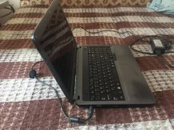 Samsung R525. 15.6", 2,2����, ��� 4 ��, ���� 500���, WiFi, ����������� �� 3��. ����