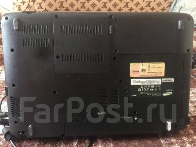 Samsung R525. 15.6", 2,2����, ��� 4 ��, ���� 500���, WiFi: 1, ����������� �� 3��. ����