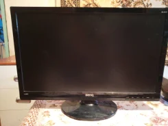 BenQ. 22" ����