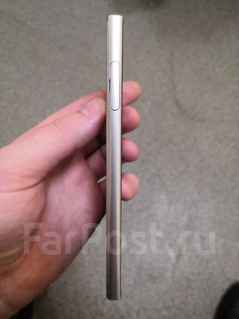 Sony Xperia XZ. �/�, �������, 3G, 4G LTE, Dual-SIM, ����������, ���������, NFC ����