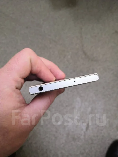 Sony Xperia XZ. �/�, �������, 3G, 4G LTE, Dual-SIM, ����������, ���������, NFC ����