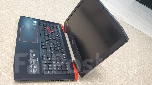 Acer Aspire VX 15 VX5-591G. 15.6", 2,5����, ��� 8 ��, ���� 497���, WiFi: 1, Bluetooth: 1, ����������� �� 6��. ����