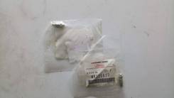    Mitsubishi MR205677 MR205677 