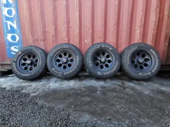 Mickey Thompson Classic III Black. 8.0x16", 6x139.7, ET0 ����