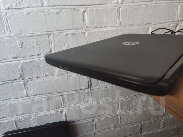 HP 250. 15.6", 2,2����, ��� 4 ��, ���� 500���, WiFi: 1, Bluetooth: 1, ����������� �� 3��. ����