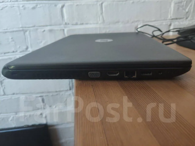HP 250. 15.6", 2,2����, ��� 4 ��, ���� 500���, WiFi: 1, Bluetooth: 1, ����������� �� 3��. ����
