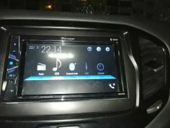 Pioneer MVH-G210BT ����