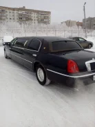 Lincoln Town Car ����