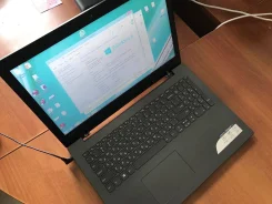 Lenovo IdeaPad 320. 15.6", 2,0����, ��� 4 ��, ���� 500���, WiFi, Bluetooth, ����������� �� 9��. ����