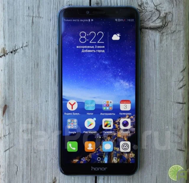 Honor 7C. �/�, �����, 4G LTE, Dual-SIM ����