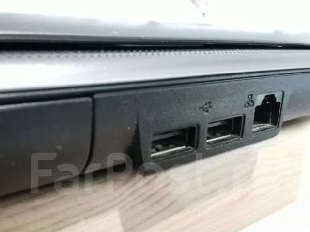 Asus N73SV. 17.3", 2,3����, ��� 4 ��, ���� 1 000���, WiFi: 1, Bluetooth: 1 ����