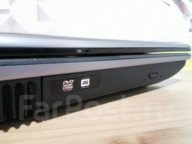 Asus N73SV. 17.3", 2,3����, ��� 4 ��, ���� 1 000���, WiFi: 1, Bluetooth: 1 ����