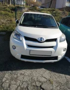 Toyota ist. ��������, ��������, 1.5 (109��.�.), ������, 110 000����. ��
