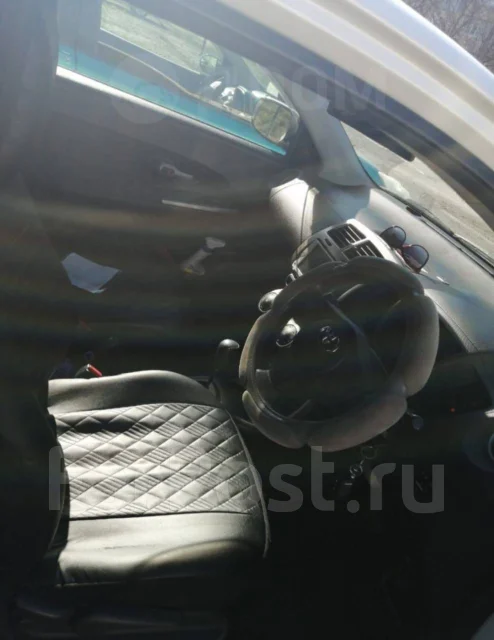 Toyota ist. ��������, ��������, 1.5 (109��.�.), ������, 110 000����. �� ����