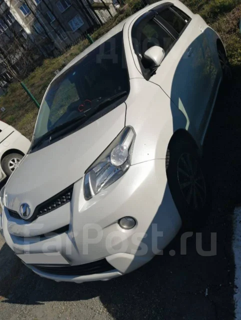 Toyota ist. ��������, ��������, 1.5 (109��.�.), ������, 110 000����. �� ����