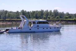 ���-20. 2004 ���, ����� 17��., ��������� ������������, 180��.�., ������ ����