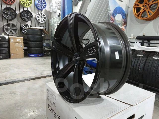 OZ Racing Montecarlo HLT. 9.5/11.0x20", 5x120, ET40/35, �� 79���. ����