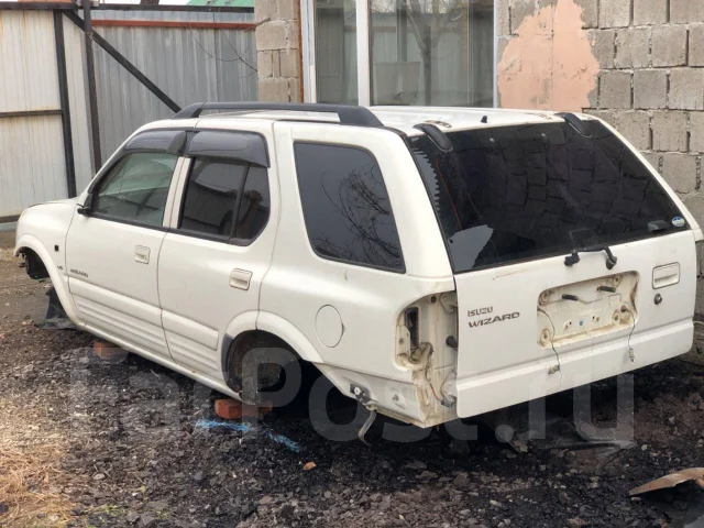 Isuzu Wizard. UES25FW, 6VD1 ����