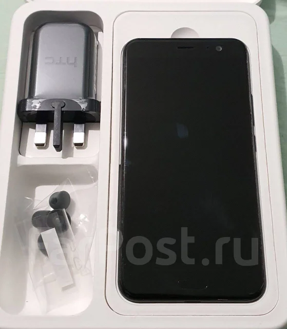 HTC U11. �/�, ������, 4G LTE, Dual-SIM, NFC ����