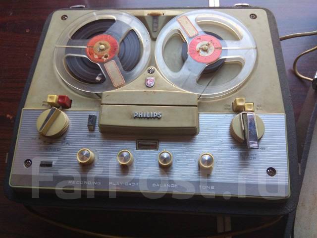 Магнитофон Philips катушечный, б/у, в наличии. Цена: 30 000₽ в Уссурийске