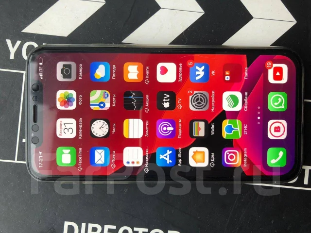 Apple iPhone X. �/�, �����, 4G LTE, ����������, NFC ����