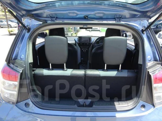 Toyota iQ. �������, ��������, 1.0 (60��.�.), ������, 42 000����. ��, �/�. ��� ����� �� ������������ ����