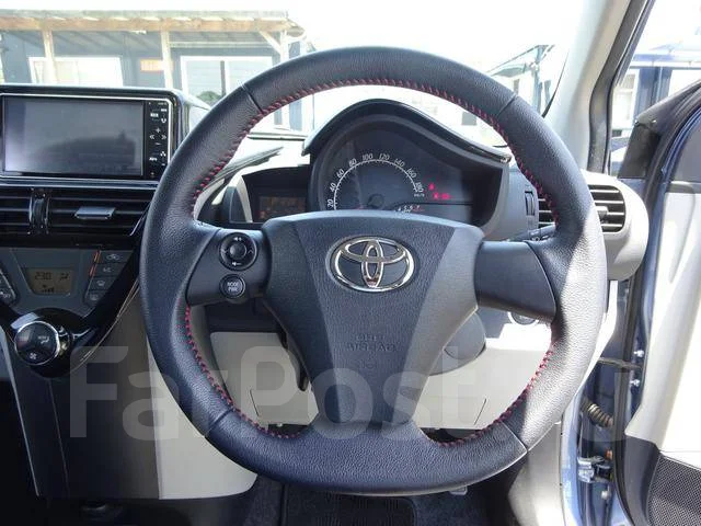 Toyota iQ. �������, ��������, 1.0 (60��.�.), ������, 42 000����. ��, �/�. ��� ����� �� ������������ ����