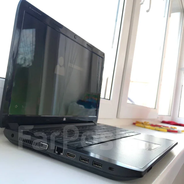 DNS Home. 15.6", 2,6����, ��� 4 ��, ���� 500���, WiFi: 1, Bluetooth: 1, ����������� �� 1��. ����