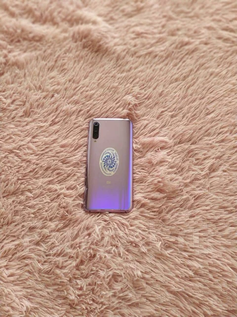 Xiaomi Mi9. �/�, ���������� ����