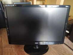 HKC. 19"
