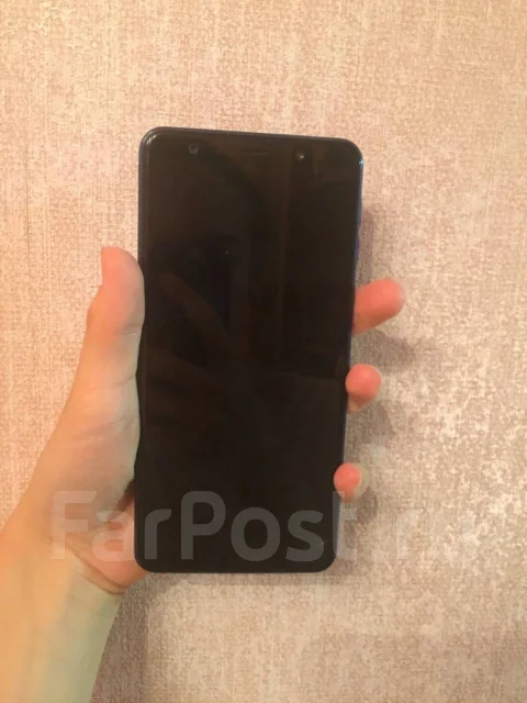 Samsung Galaxy A7 2018. �/� ����