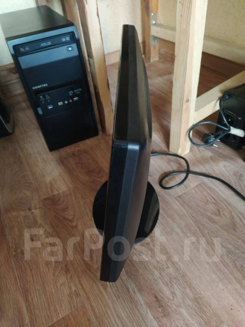 HKC. 19" ����