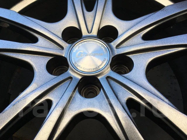 Grampus. 7.0x17", 5x100, ET48 ����