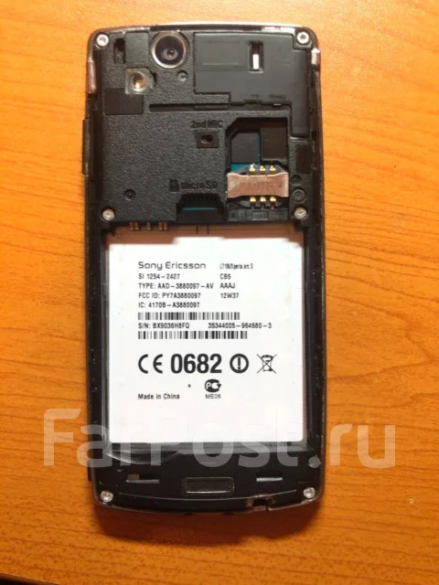 Sony Ericsson Xperia Arc S. �/�, ������, 3G ����