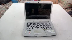 Acer Aspire 5520G. 15.4", 2,0����, ��� 2048 ��, ���� 250���, WiFi, Bluetooth