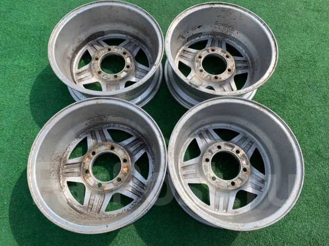 Epsilon Mesh. 7.0x16", 6x139.7, ET25 ����