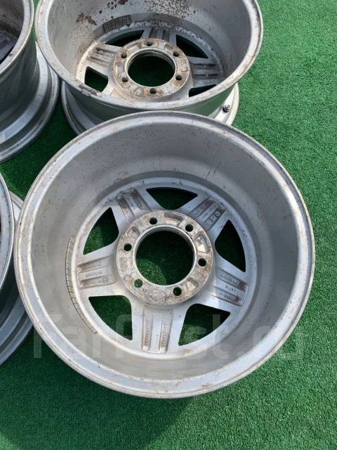 Epsilon Mesh. 7.0x16", 6x139.7, ET25 ����