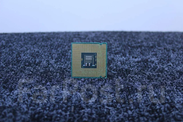 Intel Celeron E3400 ����