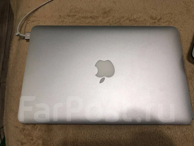 Apple MacBook Air 11 2012 Mid MD224. 11.6", 1,7����, ��� 4 ��, ���� 128���, WiFi: 1, Bluetooth: 1, ����������� �� 5��. ����