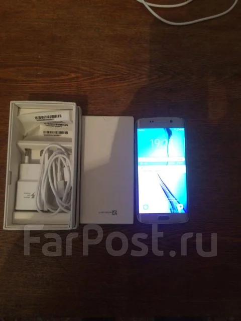 Samsung Galaxy S6 Edge. �/�, �������, 4G LTE, NFC ����
