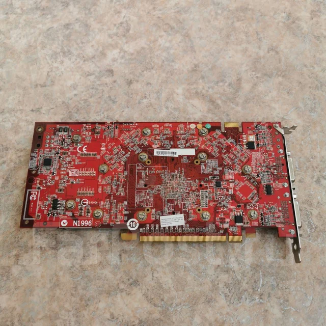 GeForce 8800 GT ����