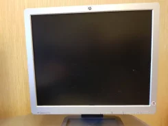 HP. 17" ����