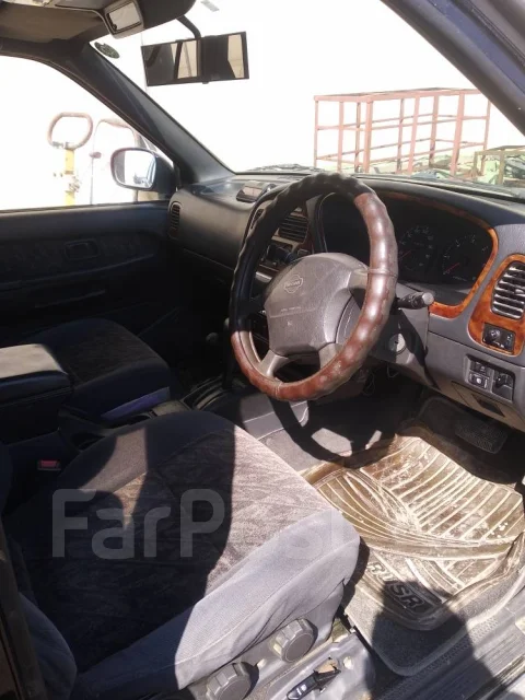 Nissan Terrano. �������, 4wd, 2.7 (130��.�.), ������, 118 000����. �� ����